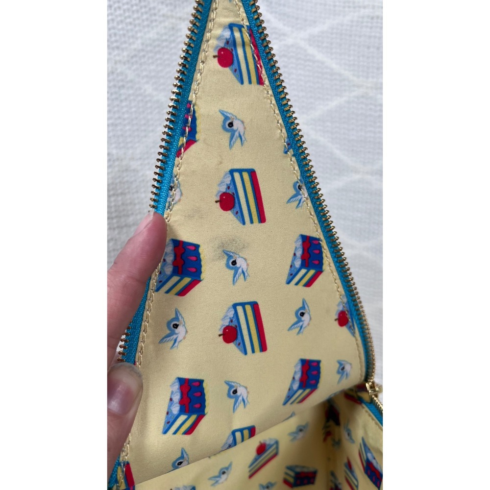 Loungefly Disney Snow White Slice of Cake Crossbody Bag Blue Multi Striped Cute! - Picture 6 of 9